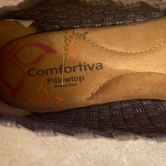 Flat comfort shoe - Picture 3 of 4